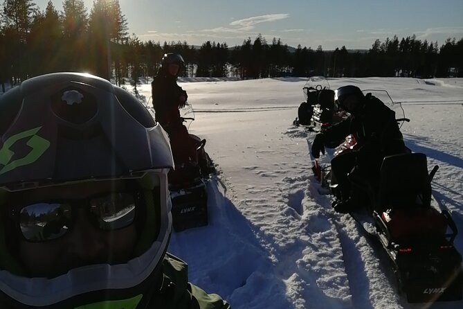 3 Days Raid Snowmobile in Finnish Lapland - Day 1: A 9-Hour Snowmobile Drive to a Little Isolated Lapland Village
