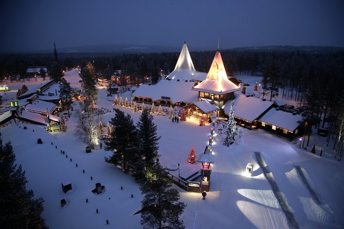 Arctic Delight - Visit to Santa's Village and snowmobiling to reindeer farm - Lunch at Santa’s Village: Included Food, Realistic Expectations, and the Best Strategy