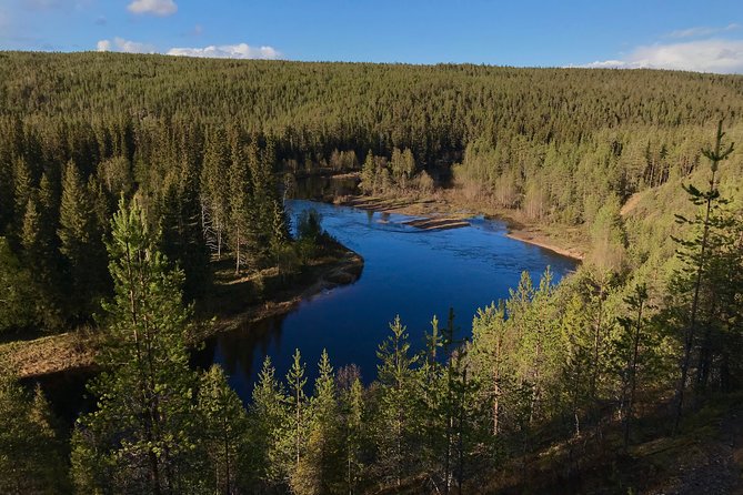 Canoe Trip in Lapland - On-Water Safety and Basic Canoeing Lessons (What You Practice)