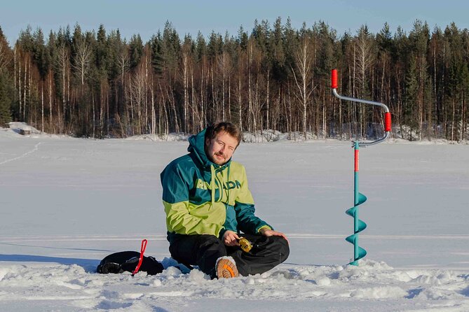 First Ice Fishing Experience in Rovaniemi - Pickup, drive, and getting out to the fishing spots without stress
