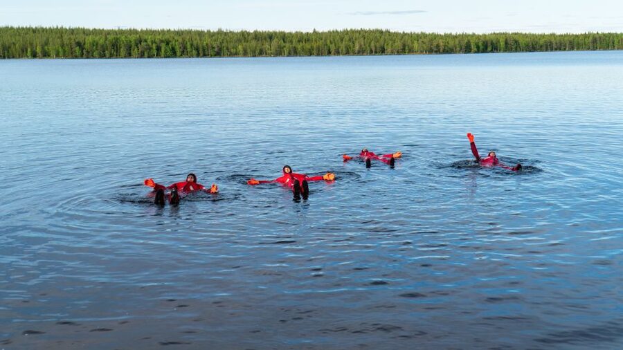 From Rovaniemi: Midnight Sun Forest Lake Float - Hot Drinks, Gingerbread, And Local Lappish Tales On The Shore