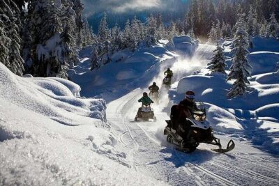Full Day Snowmobile Safari