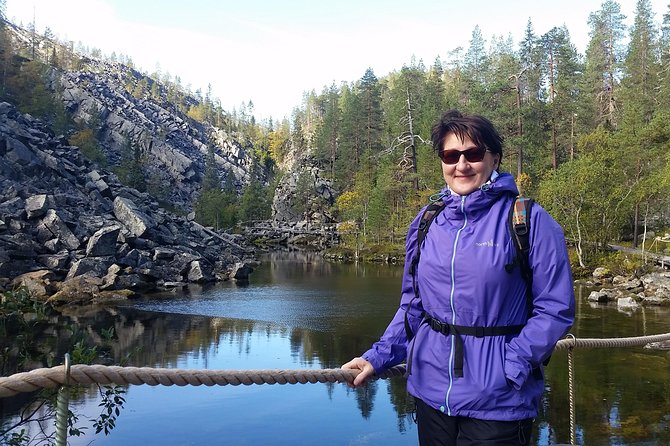 Guided easy hike in Finland deepest gorge in Pyhä-Luosto National Park - Luosto to the park: getting there without burning your day