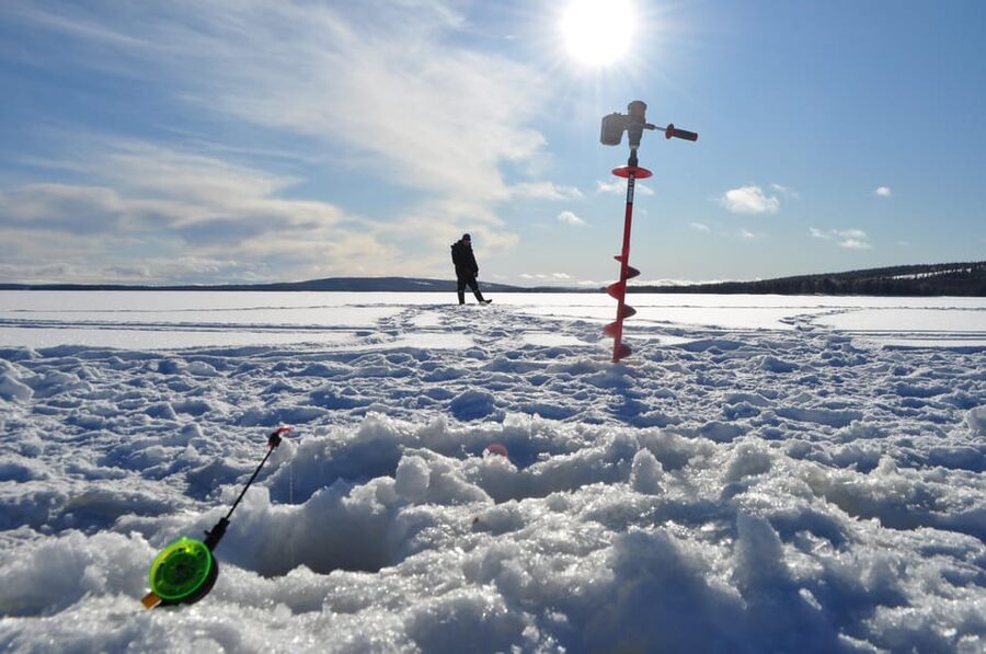 Ice fishing program in Lapland - Key things that make this ice fishing tour work