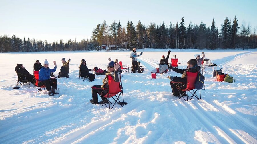 Ice fishing program in Lapland - Your 3-hour ice fishing reset in Lapland