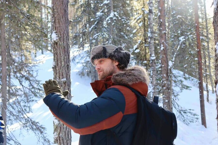 Korouoma Canyon Frozen Waterfalls Hike & Private Teepee BBQ - Spotting Frozen Waterfalls Up Close (And Learning Why They Form)