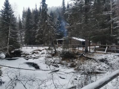 Korouoma Canyon Frozen Waterfalls Hike & Private Teepee BBQ