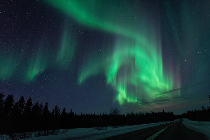 Northern Lights Hunting with a photographer (Only small groups) - What Happens After You Arrive at the Viewing Spot