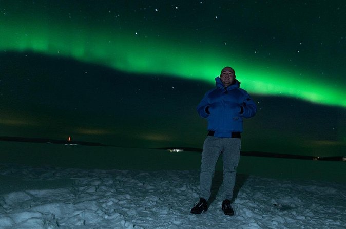 Northern Lights Rovaniemi: Guaranteed Tour with Local Guide - Small group size: better control in the dark