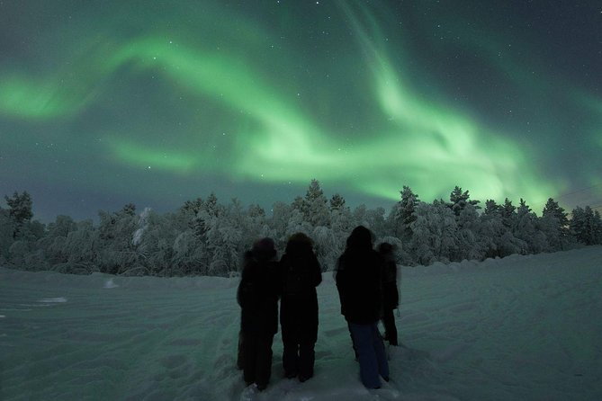 Northern Lights Tour with BBQ and drinks - What to Bring: Heat Packs, Tripod, and Winter-Smart Layers