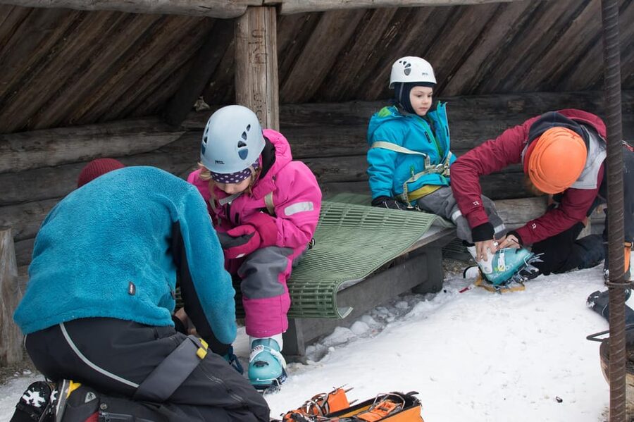 Pyhätunturi: Kid's Ice Climbing Adventure in Finnish Lapland - Guides Make or Break the Day, and Here They Lead Well