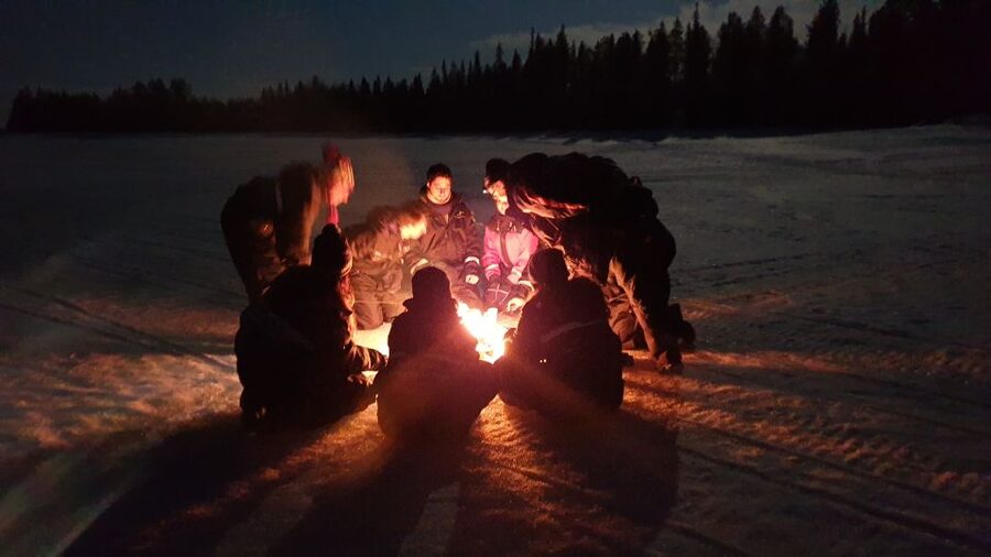 Rovaniemi: Aurora Borealis Snowmobile Safari with Campfire - Meet-up points and timing for the 4-hour format (and why late matters)