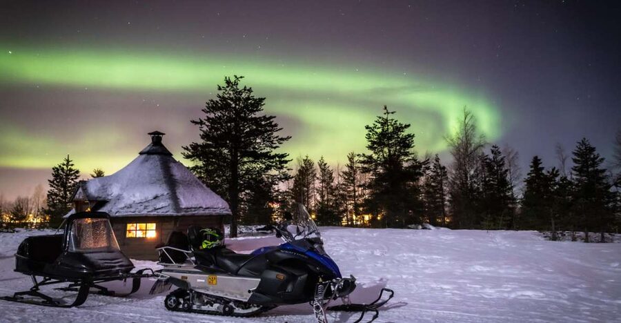 Rovaniemi: Aurora Borealis Snowmobile Safari with Campfire - Gear up for the Arctic: what’s included and how to use it