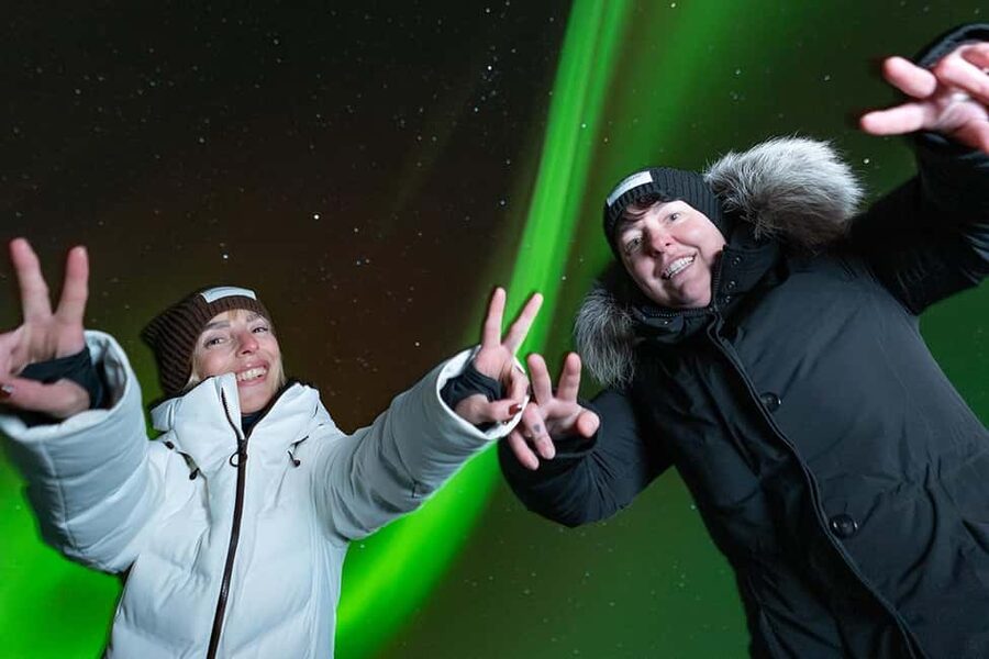 Rovaniemi: Aurora Hunt with Money-Back Guarantee and Photo - Aurora Hunting in Rovaniemi, Not Just a Drive in the Dark