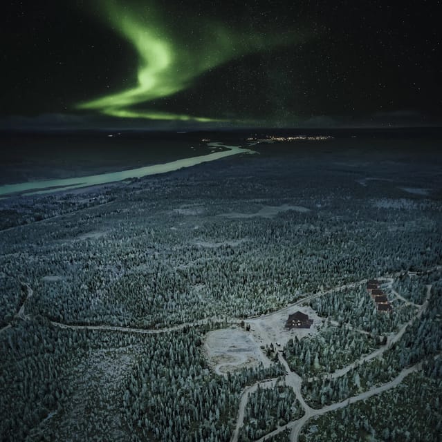 Rovaniemi: Aurora Hunting Tour in the Forest with Hot Drinks - Timing: why the hunt centers on roughly 9 PM to midnight