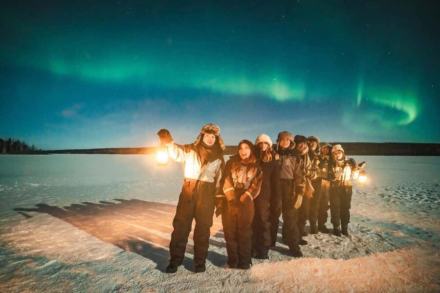 Rovaniemi: Discover the Northern Lights Photography Tour - Warmth, BBQ, and the little comforts that keep you outside longer