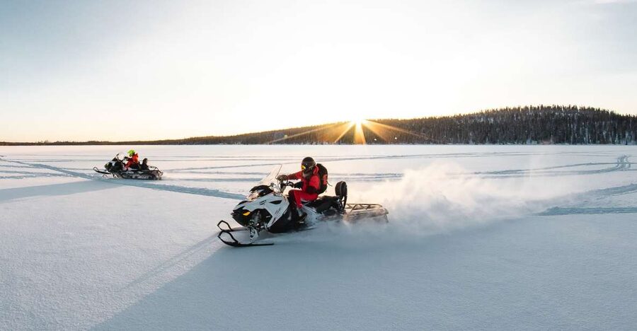 Rovaniemi: Full-Day Snowmobile Safari into the Wilderness - First-Time Snowmobile Basics: What the Instructions Are For