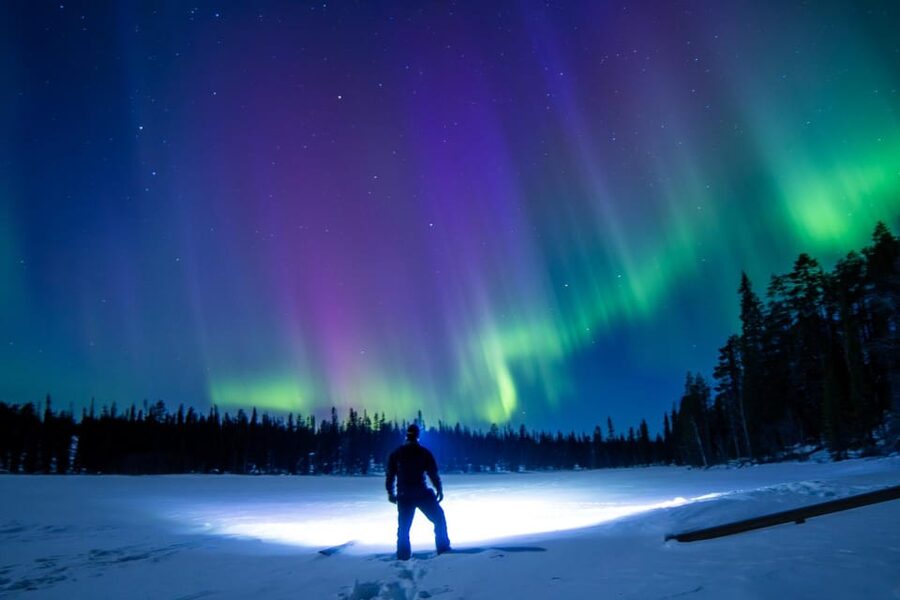 Rovaniemi: Guaranteed Aurora Hunting Tour with Local Guide - Meet Velu, and why persistence pays off in the dark