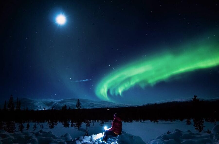Rovaniemi: Guaranteed Aurora Hunting Tour with Local Guide - The Northern Lights guarantee, and what it means in plain language