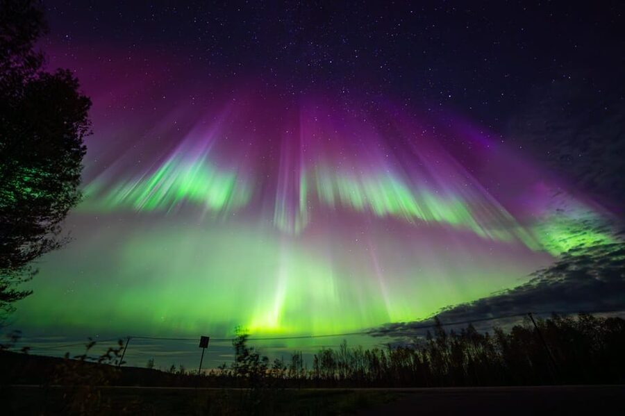 Rovaniemi: Guaranteed Ultimate Aurora Hunt with Photographer - The 8-Hour Plan, Including the Minimum Time Under the Northern Lights