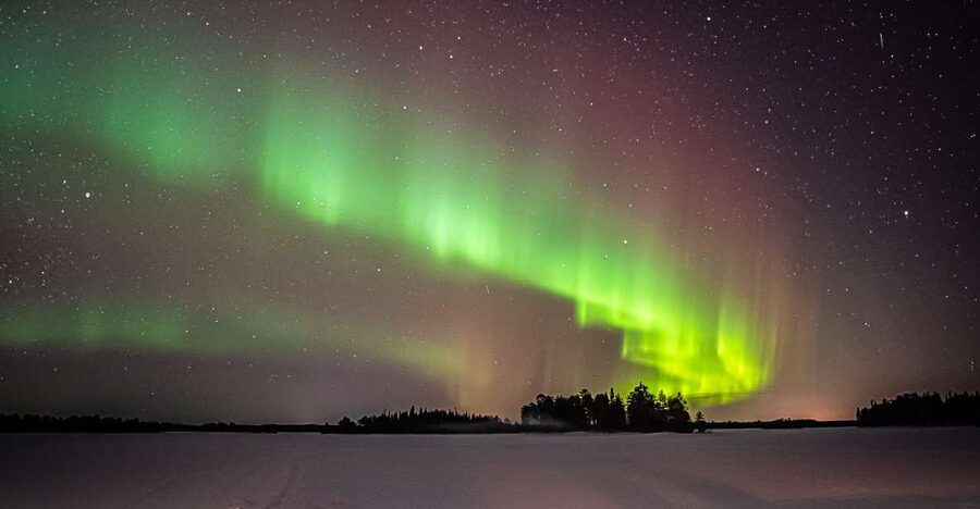 Rovaniemi: Guaranteed Ultimate Aurora Hunt with Photographer - Photography That Leaves You With More Than Memories