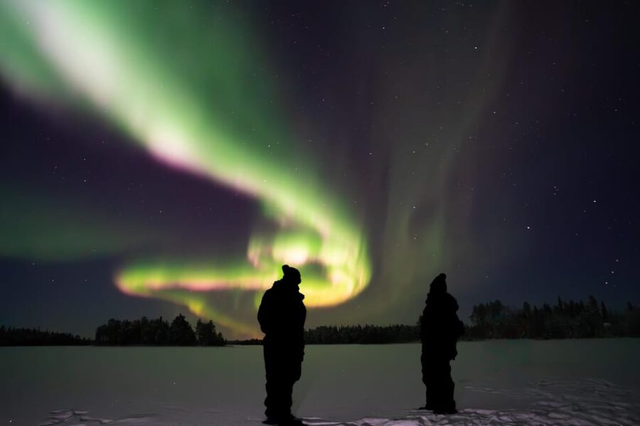 Rovaniemi: Guaranteed Ultimate Aurora Hunt with Photographer - Guaranteed Dark Skies and Unlimited Driving, How It Helps Your Odds