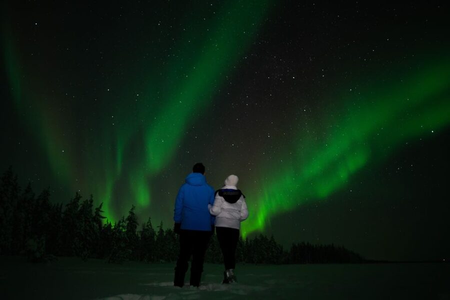 Rovaniemi: Guided Northern Lights Tour - Where the Aurora Hunt Happens: Frozen Lakes, River Views, and Dark Hills