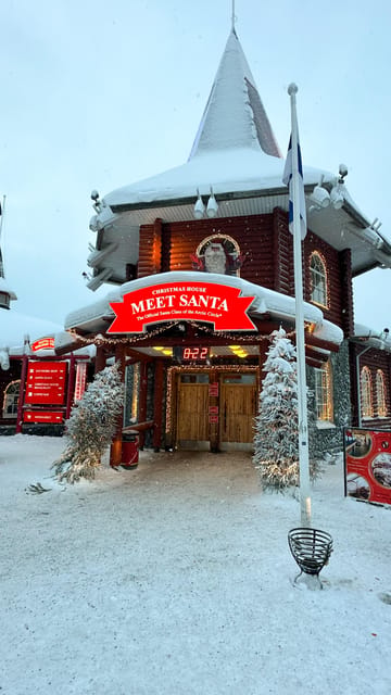 Rovaniemi: Guided Tour of Santa Claus Village - The intro and quick guided route through Santa Claus Village