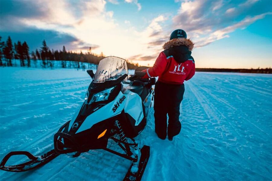 Rovaniemi: Half-Day Snowmobile & Ice Fishing Experience - Snowmobile Time Through Nordic Forests: What to Look For