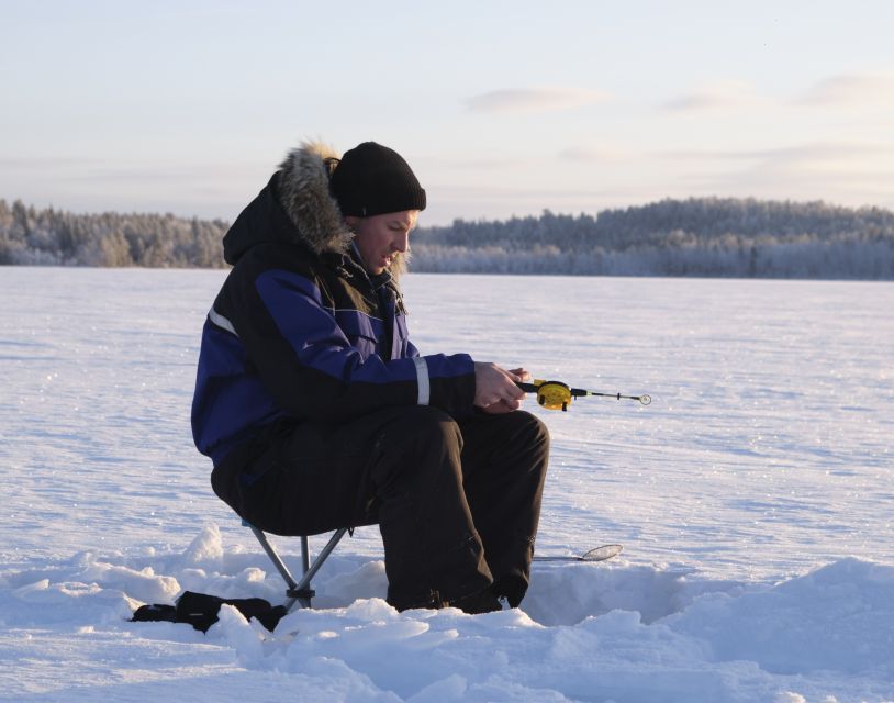 Rovaniemi: Ice-Fishing like a Finn - From Hole to Line: How the Fishing Setup Works