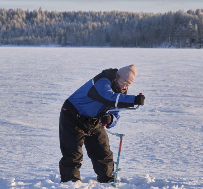 Rovaniemi: Ice-Fishing like a Finn - Getting to Apukka Resort and Getting Dressed Right