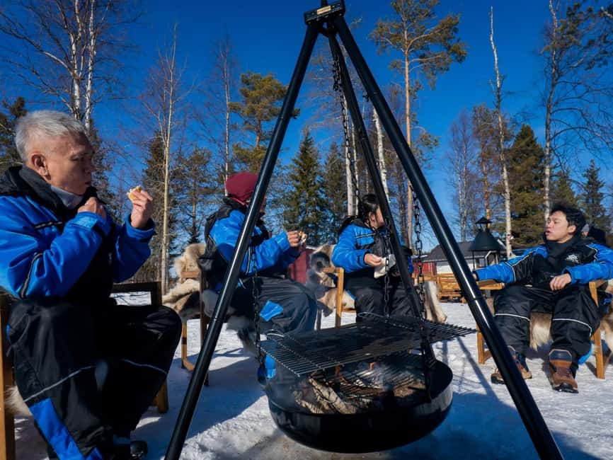 Rovaniemi: Ice Fishing Small Group Tour & Barbeque - Practical packing and rules that keep the experience smooth