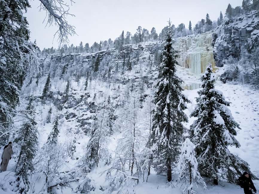 Rovaniemi: Korouoma Canyon & Frozen Waterfalls Tour with BBQ - Guide quality: why this small-group setup matters