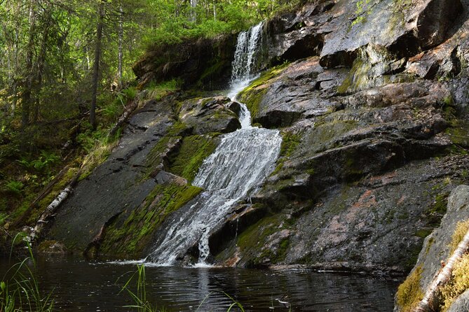 Rovaniemi Korouoma Canyon Hike and Barbecue Experience - Barbecue in Lapland: why the end of the day feels so rewarding