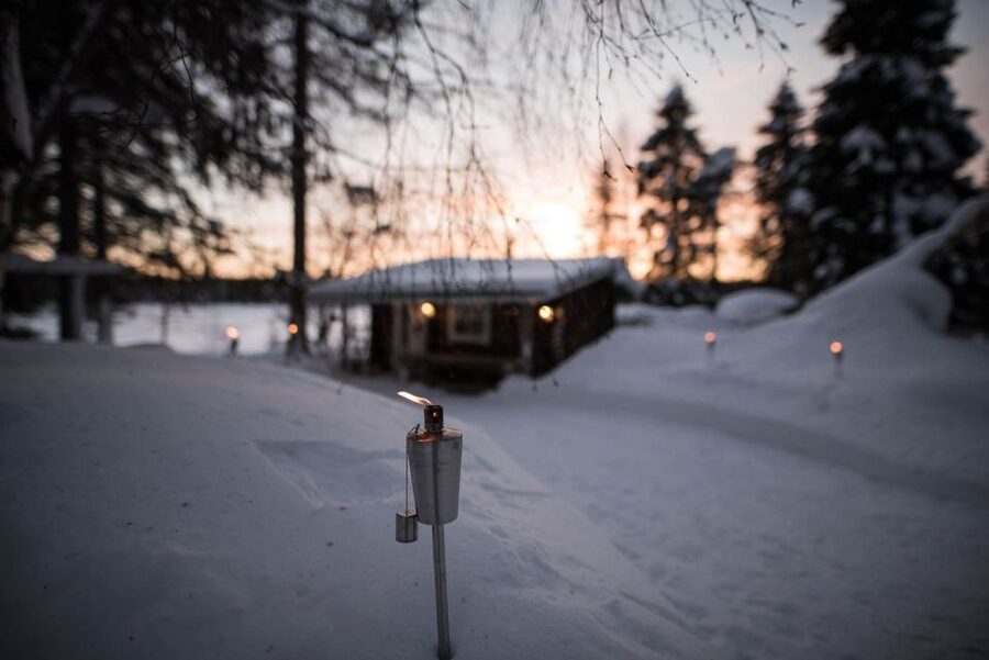 Rovaniemi: Lappish Evening Experience with Dinner - Dinner by the fire: why blazed salmon is more than a meal