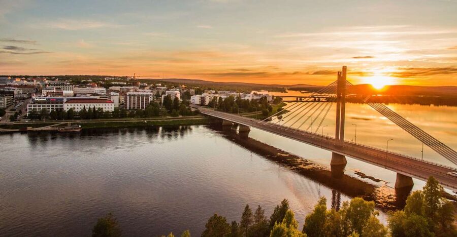 Rovaniemi: Midnight Sun Photography Tour - Price and value: what you are really paying for