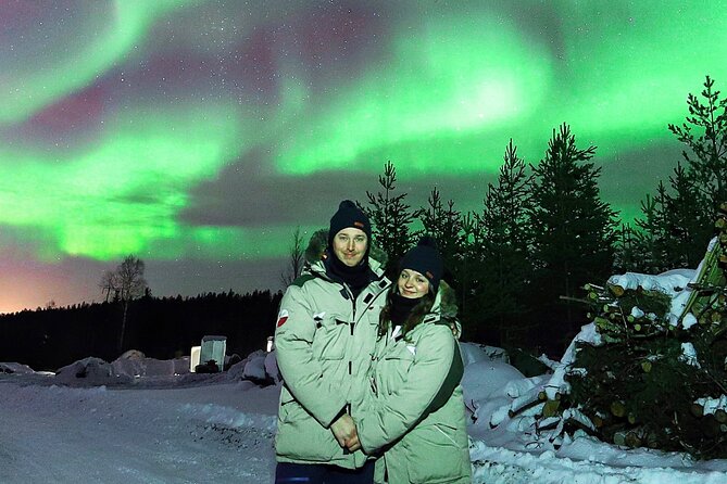 Rovaniemi: Northern Lights Pro Guaranteed - Unlimited Distance - Warmth and comfort: thermal clothing helps, but plan for cold waiting
