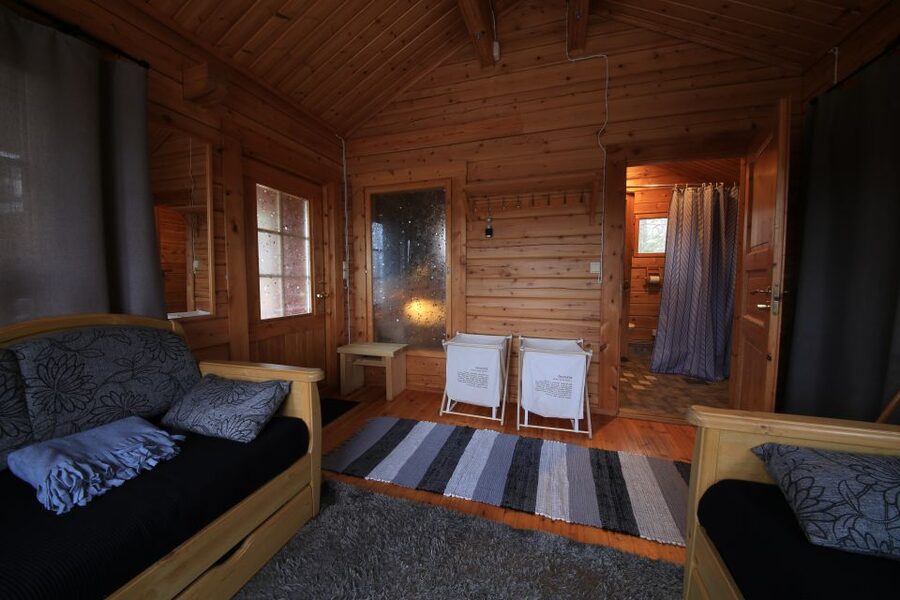 Rovaniemi: Private Sauna, Jacuzzi and Dinner - The property flow: warm up, cool down, then enjoy the lake view