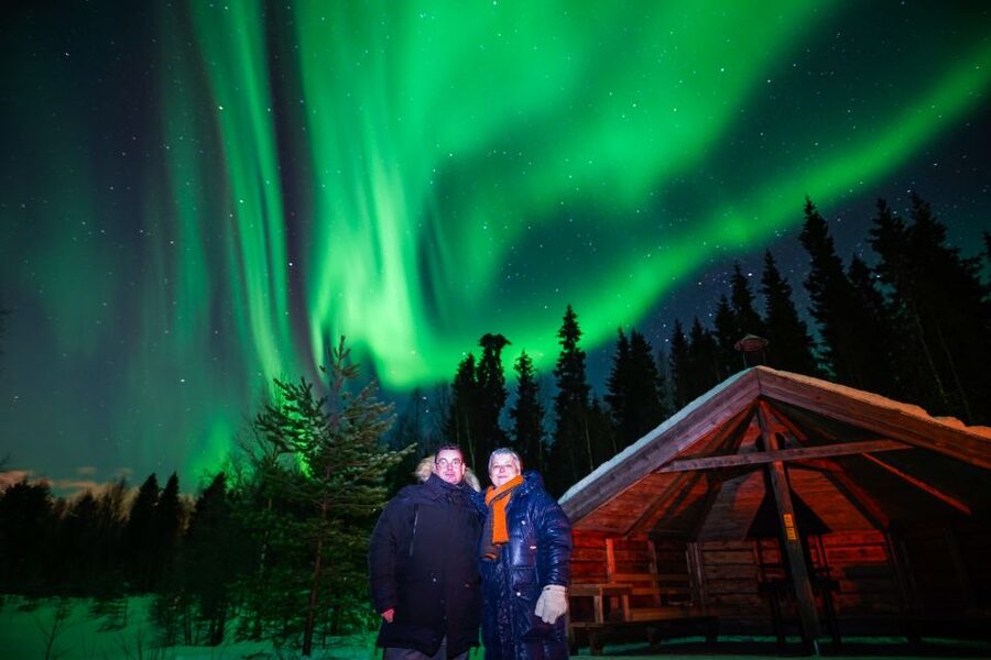 Rovaniemi: Small-Group Northern Lights Wilderness Tour - Why this 4-hour Northern Lights hunt works better than a quick stop