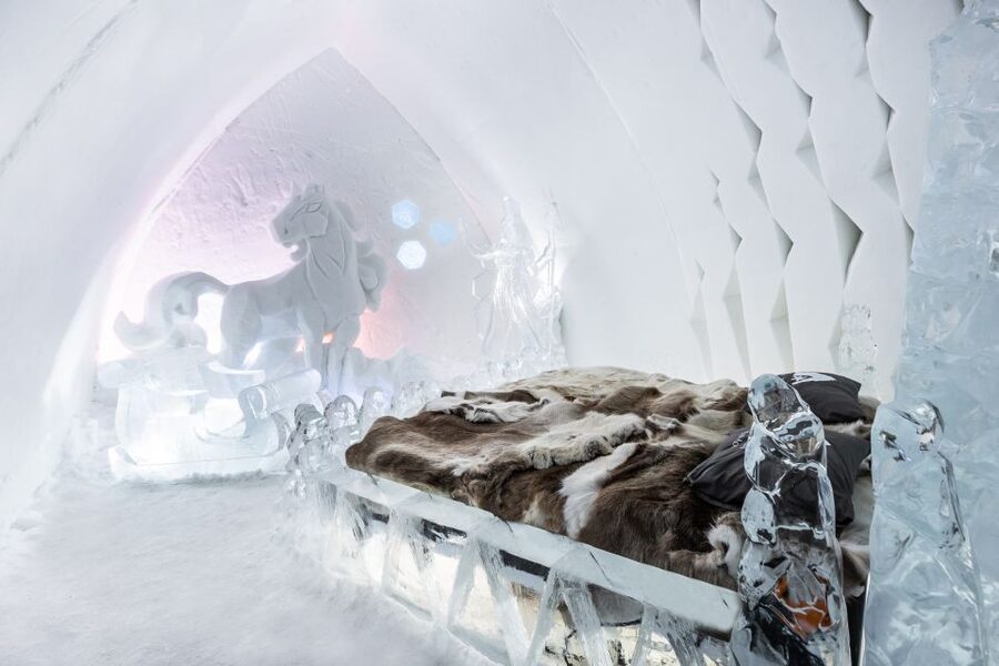 Rovaniemi: Snow Hotel Tour with Food by the Fire - Why the Arctic SnowHotel Visit Works So Well