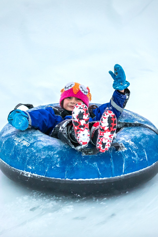 Rovaniemi: Snowman World Entrance Ticket - Tube slides on an icy hill: the big fun, with the queue reality