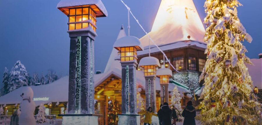 Rovaniemi: Tour to Santa Claus Village with Hotel Transfer - Santa Claus Village in Rovaniemi, with hotel pickup that keeps things easy