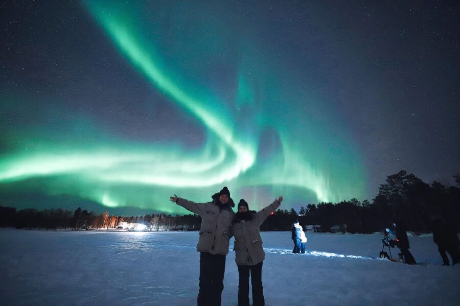 Rovaniemi: Unlimited Mileage and Hours Aurora Hunting Pro - Meteorologist Observations and Solar Wind Monitoring: Why You Feel Smarter During the Hunt