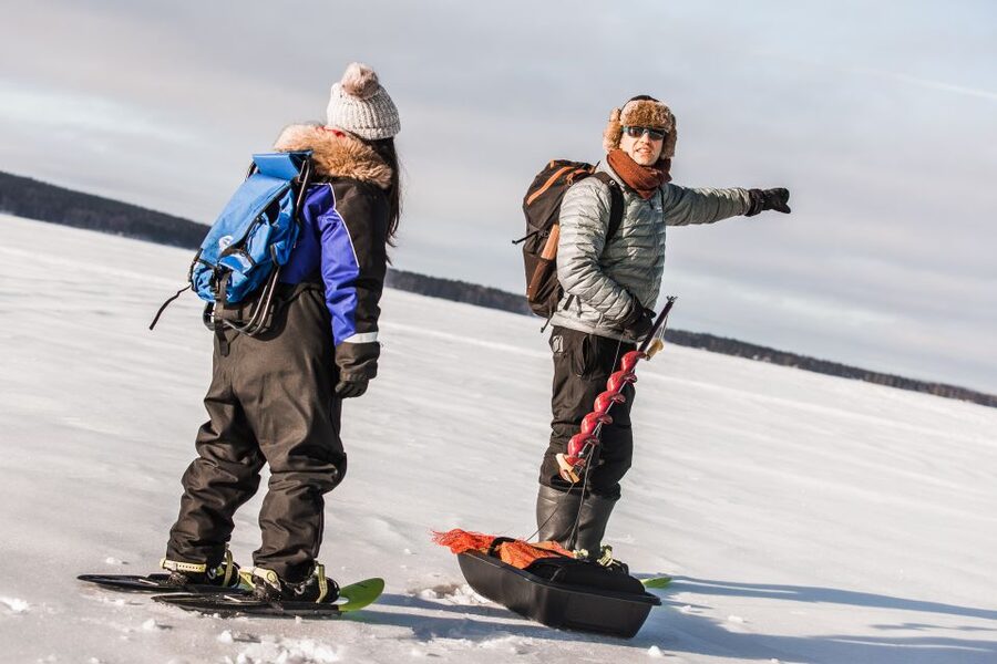 Rovaniemi: Winter Wilderness Snowshoeing Trip - From forests to frozen lakes: your 3-hour flow in Lapland