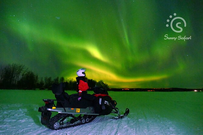 Searching Aurora with Snowmobile - Gear That Makes the Difference: Overalls, Boots, Helmet, Balaclava