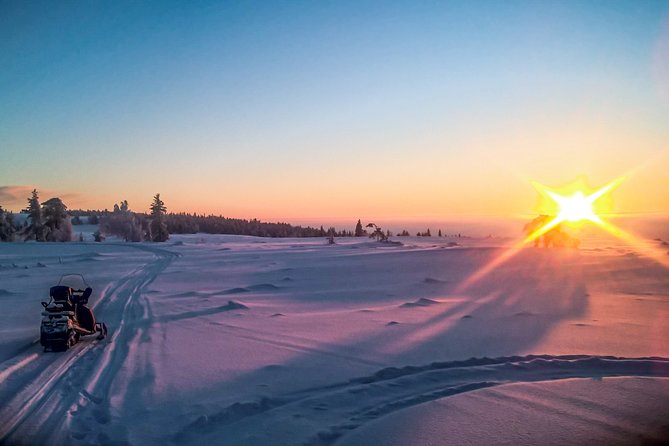 Snowmobile Safari in the Nature - The Rovakatu 26 Meeting Point: What Happens Before You Ride