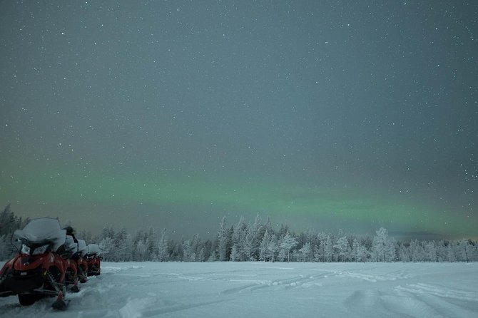 Snowmobile Safari to Search for the Northern Lights - Northern Lights: what you should expect, and how to handle the odds