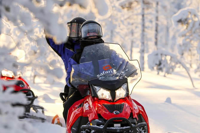 Snowmobiling Quick Spin - 2 h snowmobile experience in Rovaniemi - The Safari Plan: What the 2 Hours Feels Like on the Ground