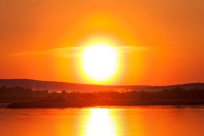 Sunset at the Arctic Circle - What the Short Walk in Katkavaara Is Actually Like