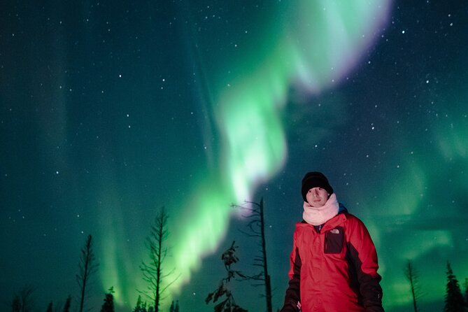 The Ultimate Guaranteed Aurora Hunt - The 10-hour flow, from Rovaniemi to Sweden or Norway